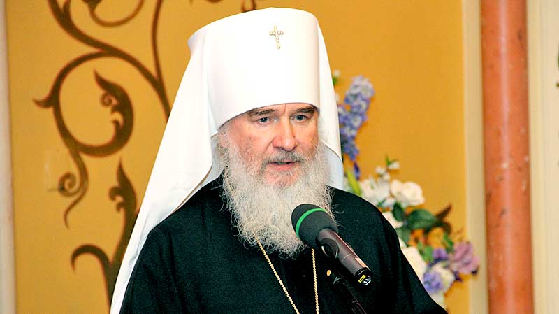 Отличать вечное и святое от временного и греховного